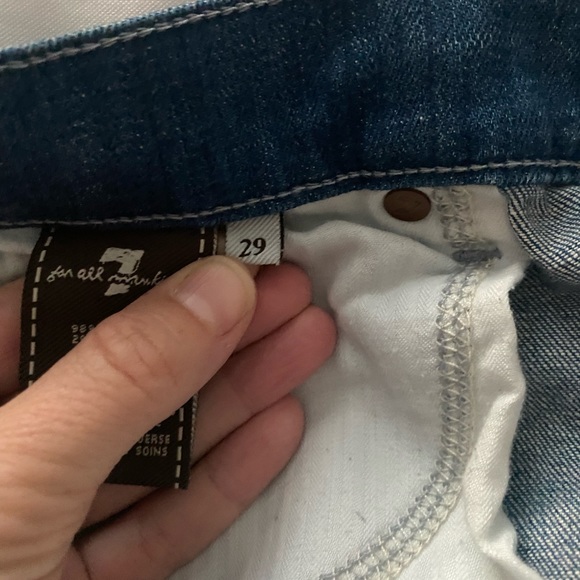 7 For All Mankind Charlize flare jeans in light wash Size 29 but fit like a 28. - Picture 5 of 12